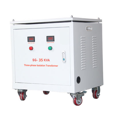 IP32 삼상 건식 변압기 600V 400V를 격리하는 35KVA UPS