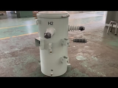 극 장착 변압기